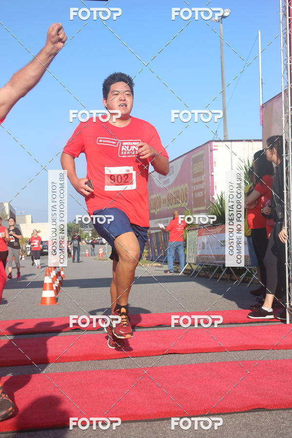 Buy your photos of the eventTrack&Field Run Series on Fotop