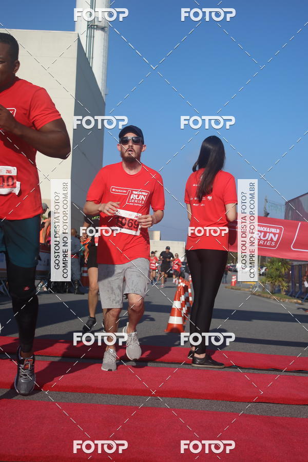 Buy your photos of the eventTrack&Field Run Series on Fotop