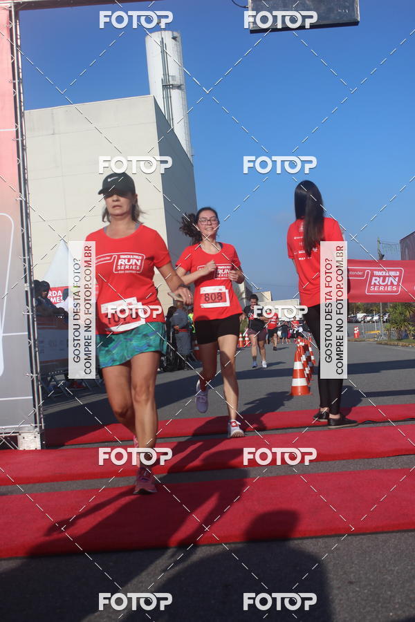 Buy your photos of the eventTrack&Field Run Series on Fotop