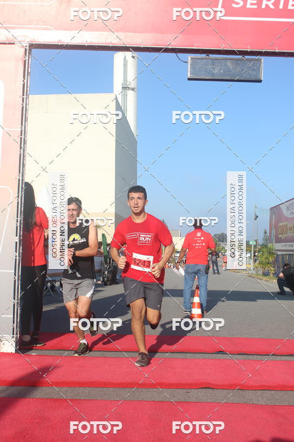 Buy your photos of the eventTrack&Field Run Series on Fotop