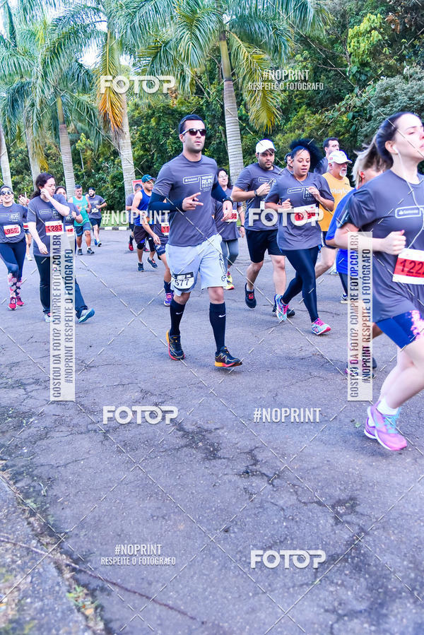 Buy your photos of the eventSantander Track & Field Run Series - Plaza Sul - Jardim Botnico on Fotop