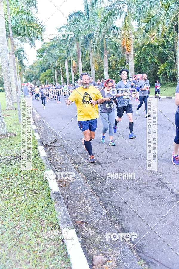 Buy your photos of the eventSantander Track & Field Run Series - Plaza Sul - Jardim Botnico on Fotop