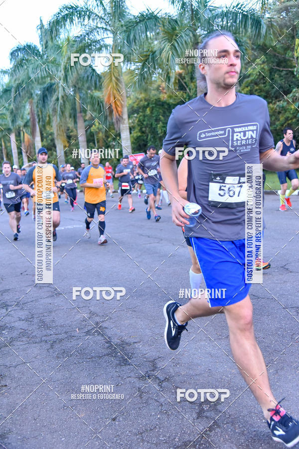 Compre as suas fotos do eventoSantander Track & Field Run Series - Plaza Sul - Jardim Botnico no Fotop