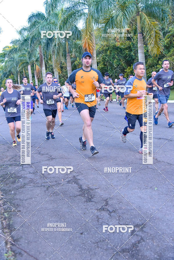 Compre as suas fotos do eventoSantander Track & Field Run Series - Plaza Sul - Jardim Botnico no Fotop
