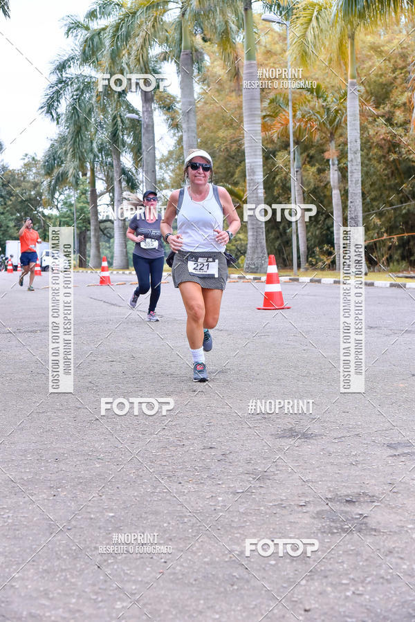 Buy your photos of the eventSantander Track & Field Run Series - Plaza Sul - Jardim Bot�nico on Fotop