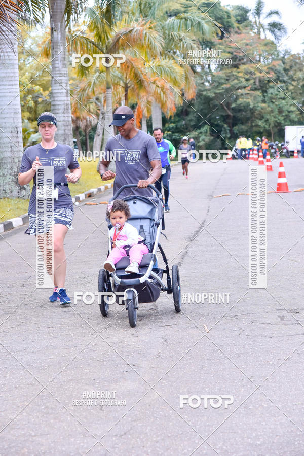 Compre as suas fotos do eventoSantander Track & Field Run Series - Plaza Sul - Jardim Botnico no Fotop