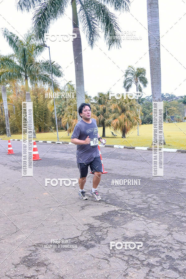 Compre as suas fotos do eventoSantander Track & Field Run Series - Plaza Sul - Jardim Botnico no Fotop