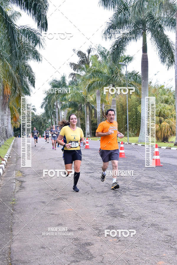 Compre as suas fotos do eventoSantander Track & Field Run Series - Plaza Sul - Jardim Botnico no Fotop