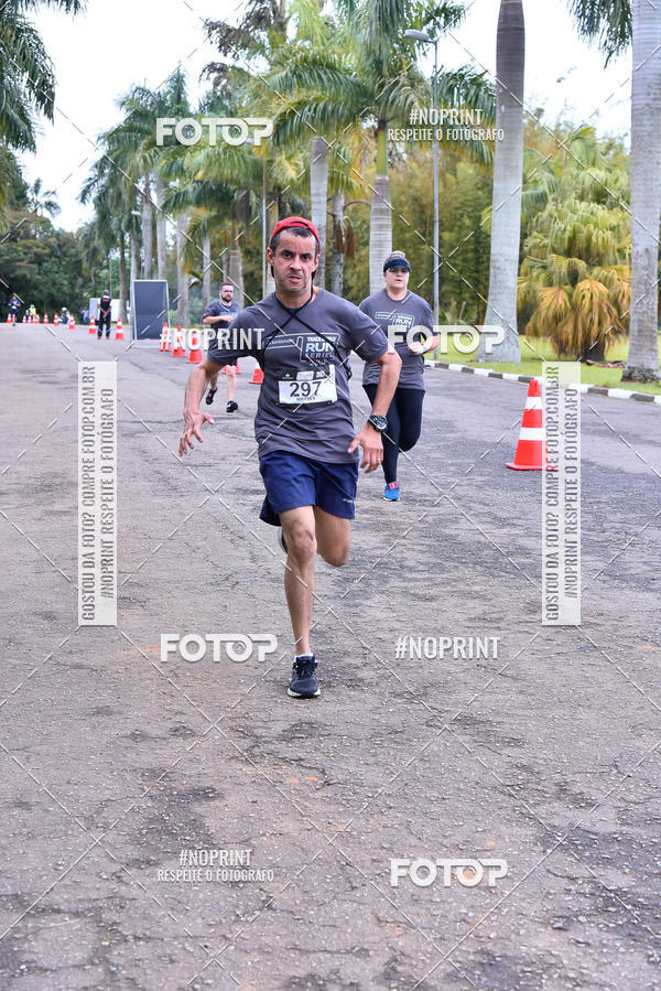 Compre as suas fotos do eventoSantander Track & Field Run Series - Plaza Sul - Jardim Botnico no Fotop