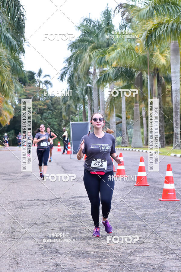 Buy your photos of the eventSantander Track & Field Run Series - Plaza Sul - Jardim Botnico on Fotop