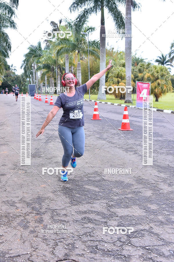 Buy your photos of the eventSantander Track & Field Run Series - Plaza Sul - Jardim Botnico on Fotop