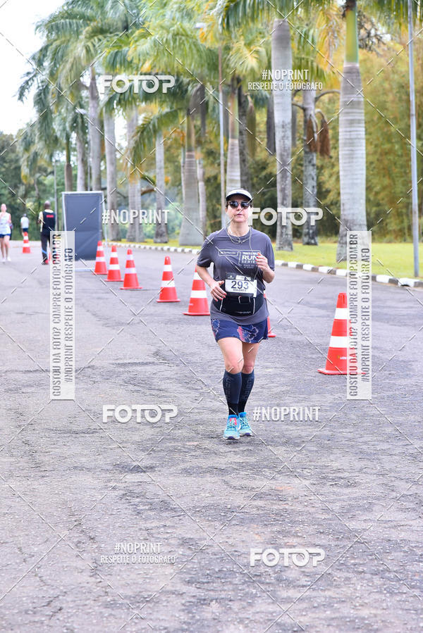 Buy your photos of the eventSantander Track & Field Run Series - Plaza Sul - Jardim Botnico on Fotop