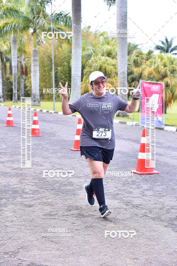Buy your photos of the eventSantander Track & Field Run Series - Plaza Sul - Jardim Botnico on Fotop