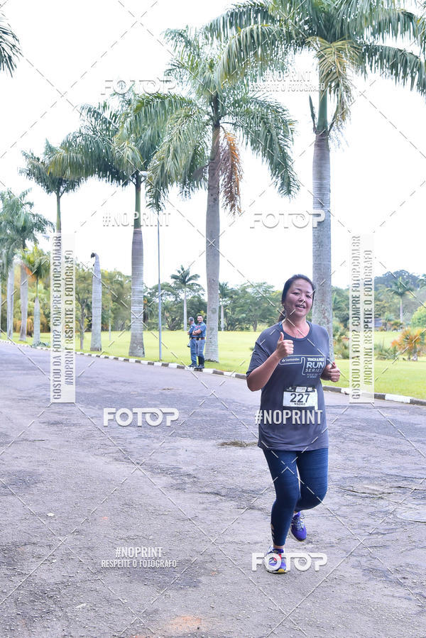 Buy your photos of the eventSantander Track & Field Run Series - Plaza Sul - Jardim Bot�nico on Fotop
