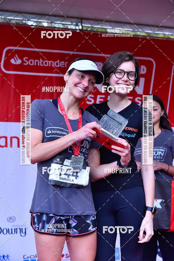 Buy your photos of the eventSantander Track & Field Run Series - Plaza Sul - Jardim Bot�nico on Fotop