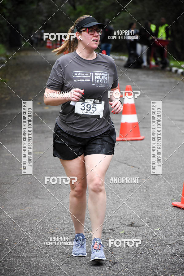 Buy your photos of the eventSantander Track & Field Run Series - Plaza Sul - Jardim Bot�nico on Fotop