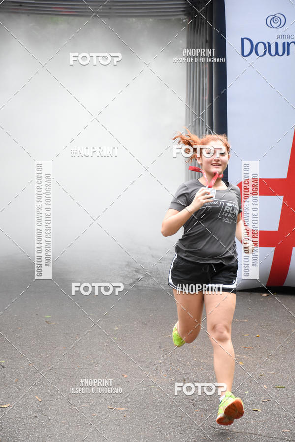 Buy your photos of the eventSantander Track & Field Run Series - Plaza Sul - Jardim Bot�nico on Fotop