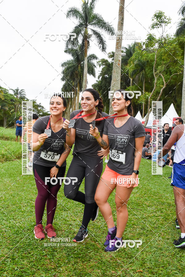 Buy your photos of the eventSantander Track & Field Run Series - Plaza Sul - Jardim Bot�nico on Fotop