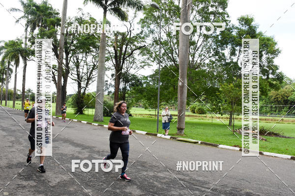 Buy your photos of the eventSantander Track & Field Run Series - Plaza Sul - Jardim Bot�nico on Fotop