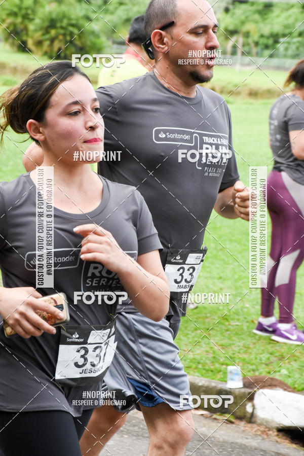 Buy your photos of the eventSantander Track & Field Run Series - Plaza Sul - Jardim Bot�nico on Fotop