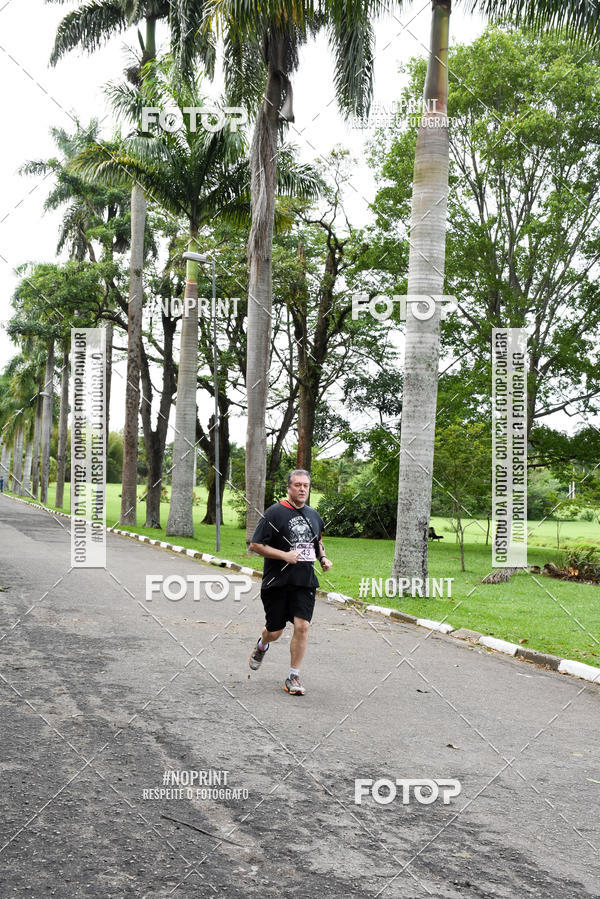 Buy your photos of the eventSantander Track & Field Run Series - Plaza Sul - Jardim Bot�nico on Fotop