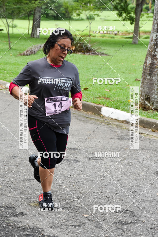 Buy your photos of the eventSantander Track & Field Run Series - Plaza Sul - Jardim Bot�nico on Fotop