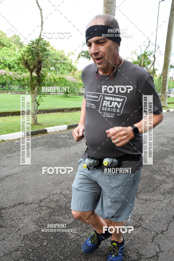 Compre as suas fotos do eventoSantander Track & Field Run Series - Plaza Sul - Jardim Botnico no Fotop