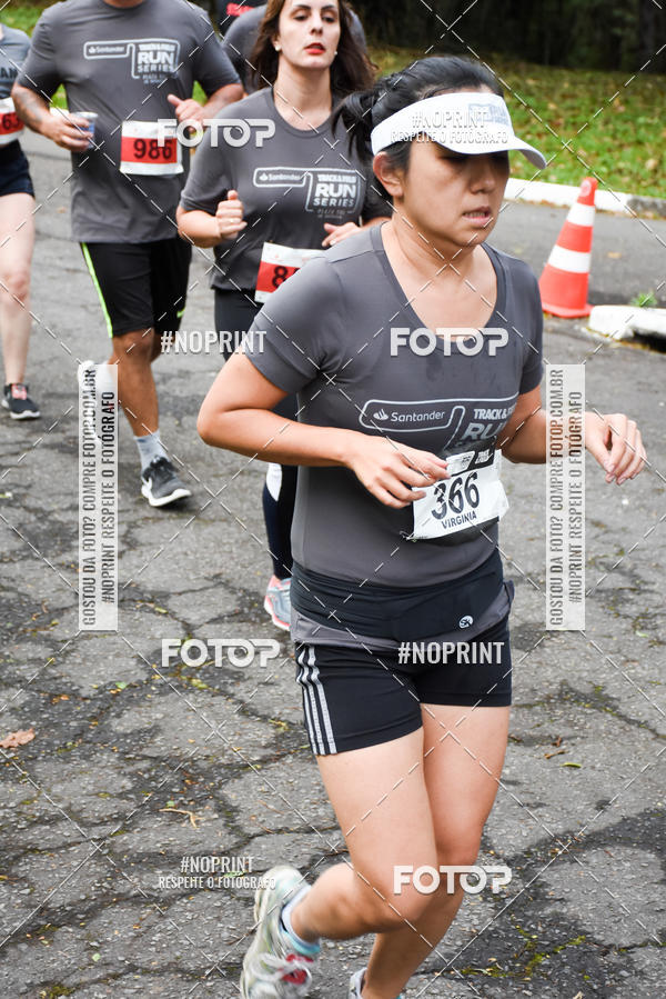 Buy your photos of the eventSantander Track & Field Run Series - Plaza Sul - Jardim Botnico on Fotop