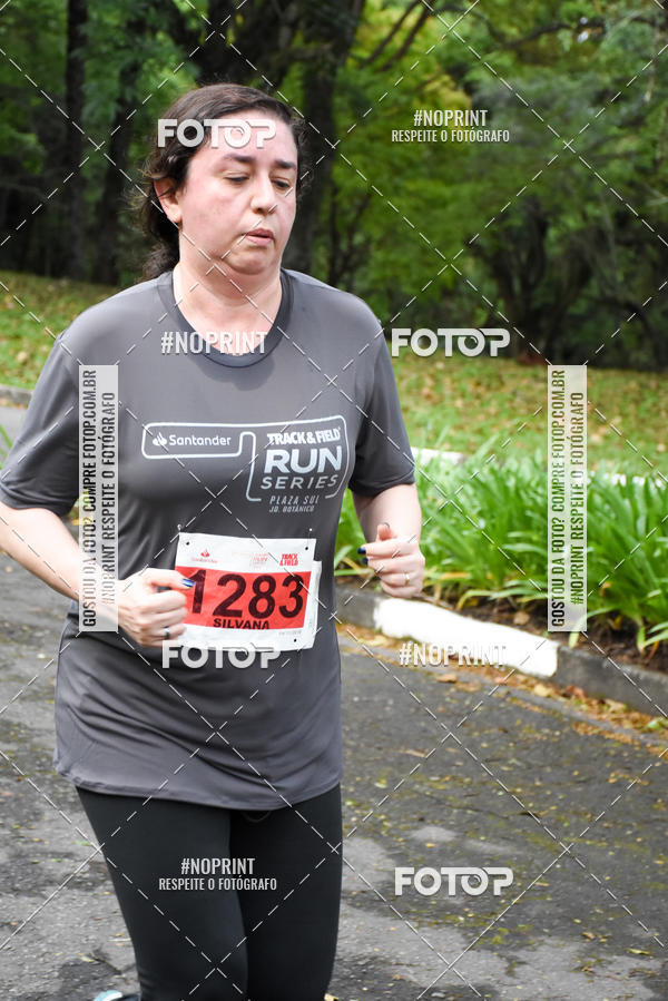 Buy your photos of the eventSantander Track & Field Run Series - Plaza Sul - Jardim Botnico on Fotop