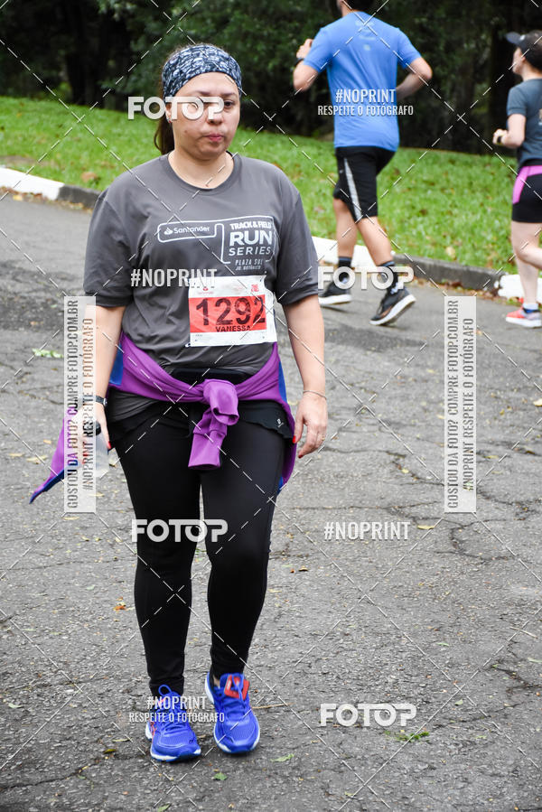 Buy your photos of the eventSantander Track & Field Run Series - Plaza Sul - Jardim Bot�nico on Fotop