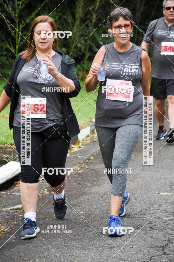 Buy your photos of the eventSantander Track & Field Run Series - Plaza Sul - Jardim Bot�nico on Fotop
