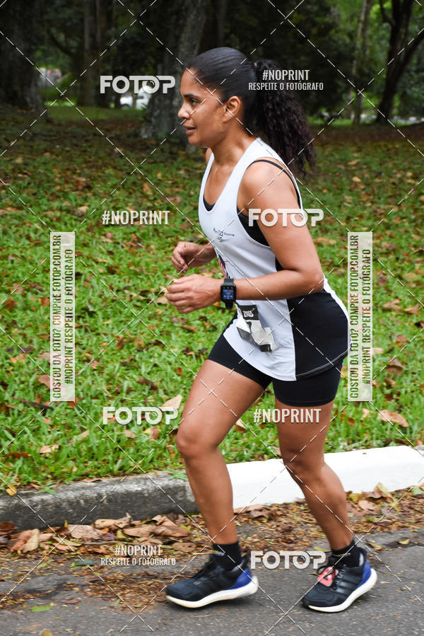 Buy your photos of the eventSantander Track & Field Run Series - Plaza Sul - Jardim Bot�nico on Fotop