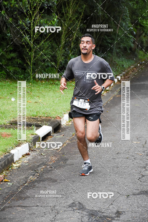 Buy your photos of the eventSantander Track & Field Run Series - Plaza Sul - Jardim Bot�nico on Fotop