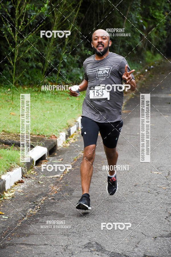 Buy your photos of the eventSantander Track & Field Run Series - Plaza Sul - Jardim Bot�nico on Fotop