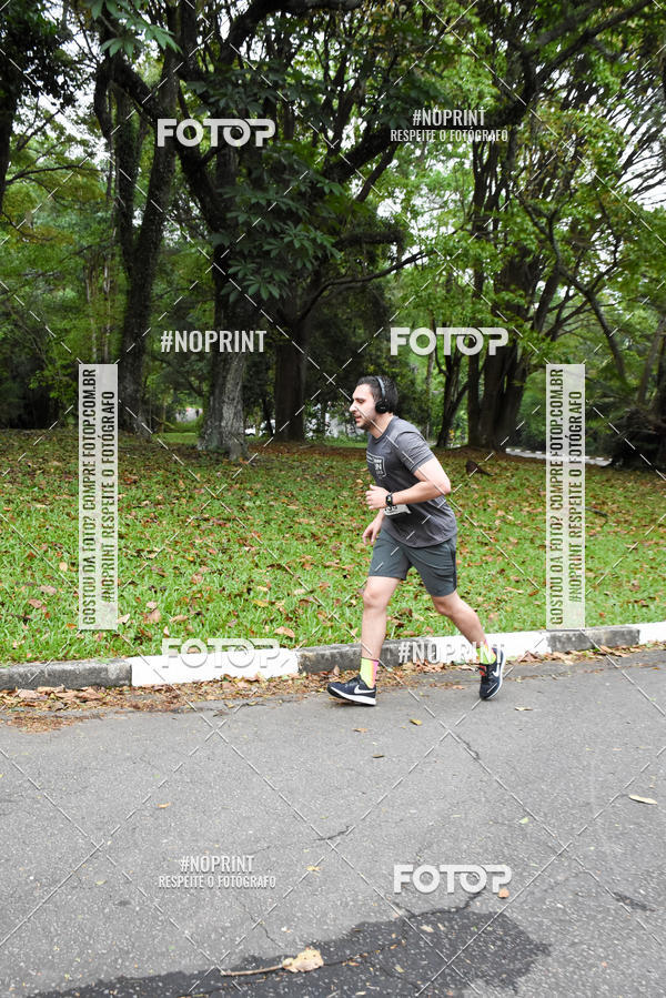 Buy your photos of the eventSantander Track & Field Run Series - Plaza Sul - Jardim Bot�nico on Fotop