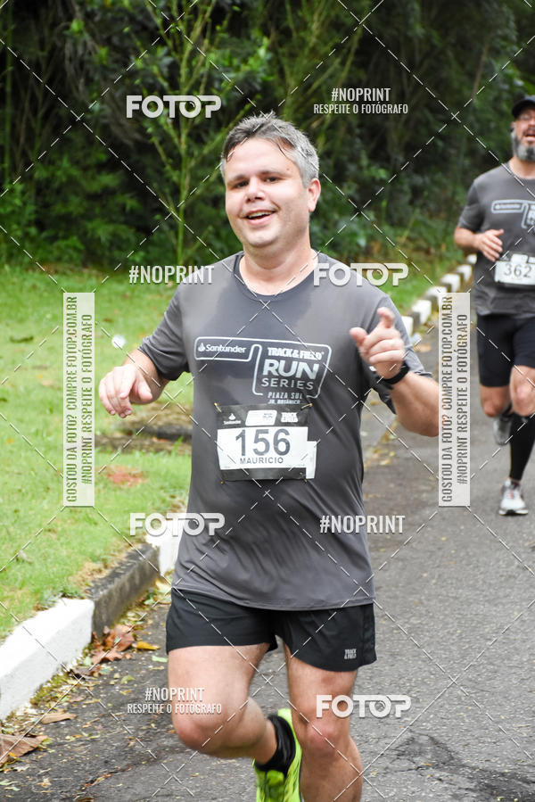 Buy your photos of the eventSantander Track & Field Run Series - Plaza Sul - Jardim Bot�nico on Fotop