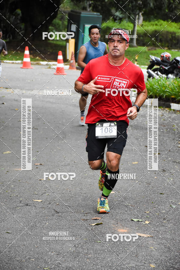 Buy your photos of the eventSantander Track & Field Run Series - Plaza Sul - Jardim Bot�nico on Fotop