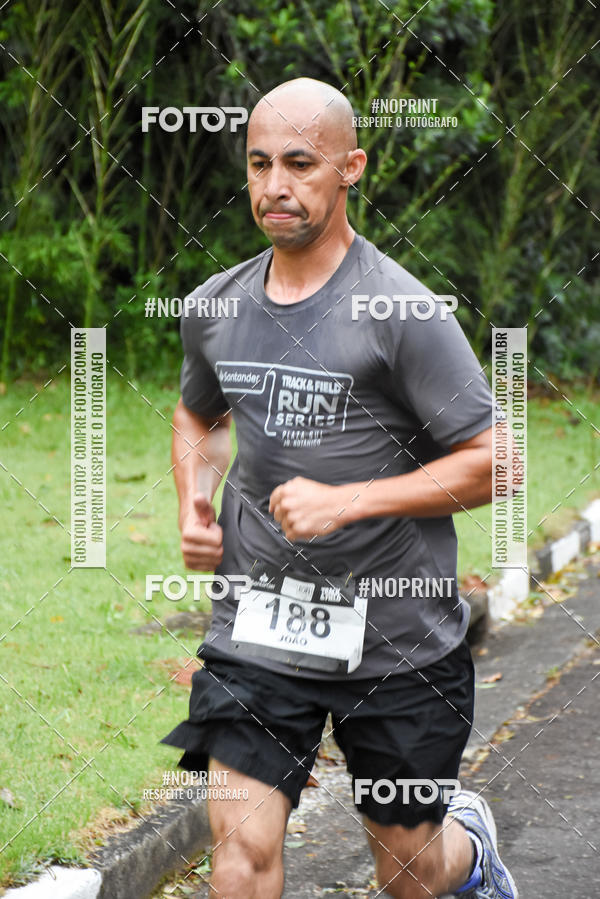 Buy your photos of the eventSantander Track & Field Run Series - Plaza Sul - Jardim Bot�nico on Fotop