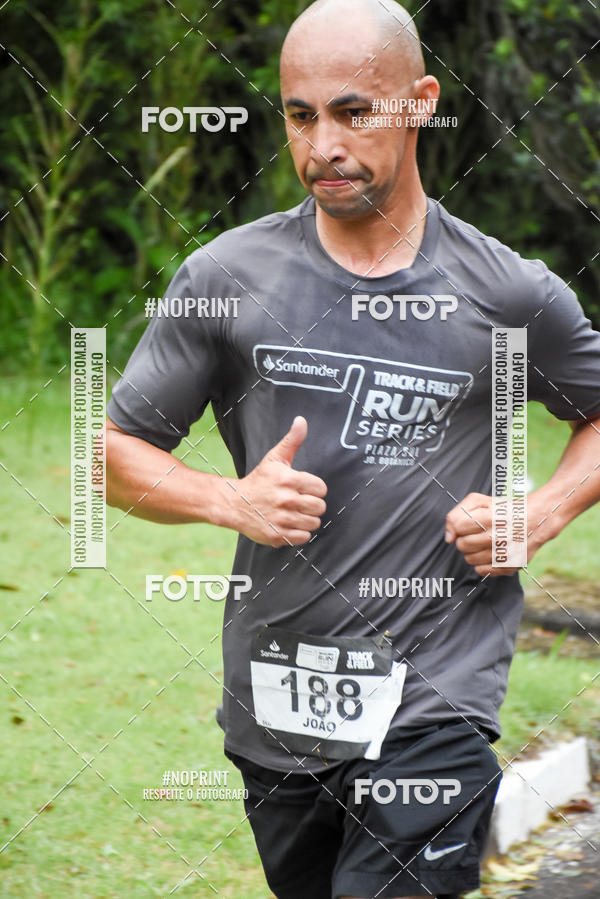 Buy your photos of the eventSantander Track & Field Run Series - Plaza Sul - Jardim Bot�nico on Fotop