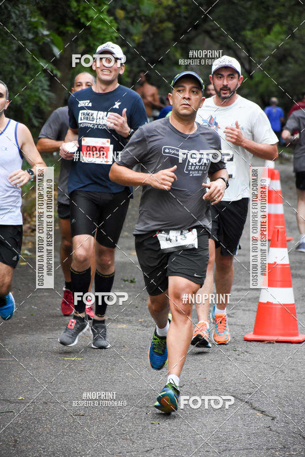 Buy your photos of the eventSantander Track & Field Run Series - Plaza Sul - Jardim Bot�nico on Fotop