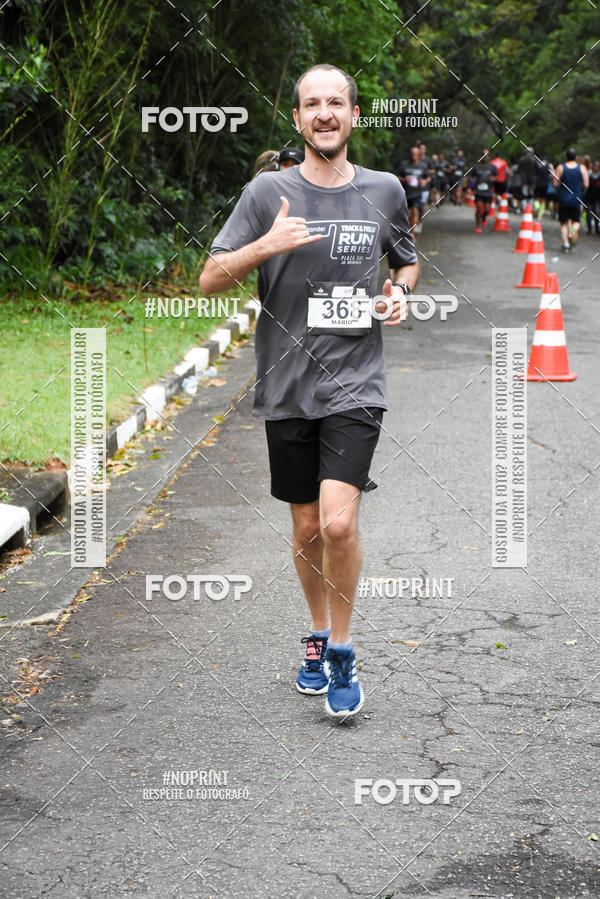 Buy your photos of the eventSantander Track & Field Run Series - Plaza Sul - Jardim Bot�nico on Fotop
