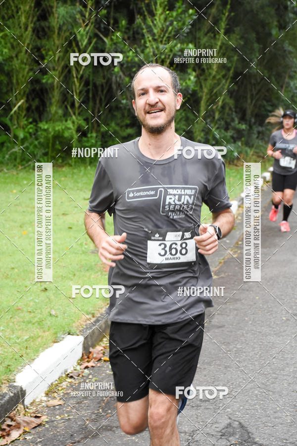 Buy your photos of the eventSantander Track & Field Run Series - Plaza Sul - Jardim Bot�nico on Fotop