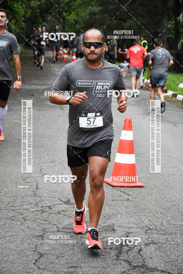 Buy your photos of the eventSantander Track & Field Run Series - Plaza Sul - Jardim Bot�nico on Fotop