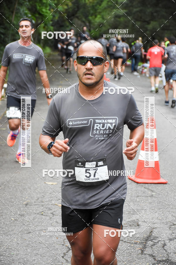 Buy your photos of the eventSantander Track & Field Run Series - Plaza Sul - Jardim Bot�nico on Fotop