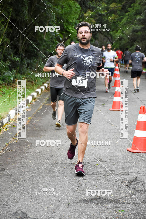 Buy your photos of the eventSantander Track & Field Run Series - Plaza Sul - Jardim Bot�nico on Fotop