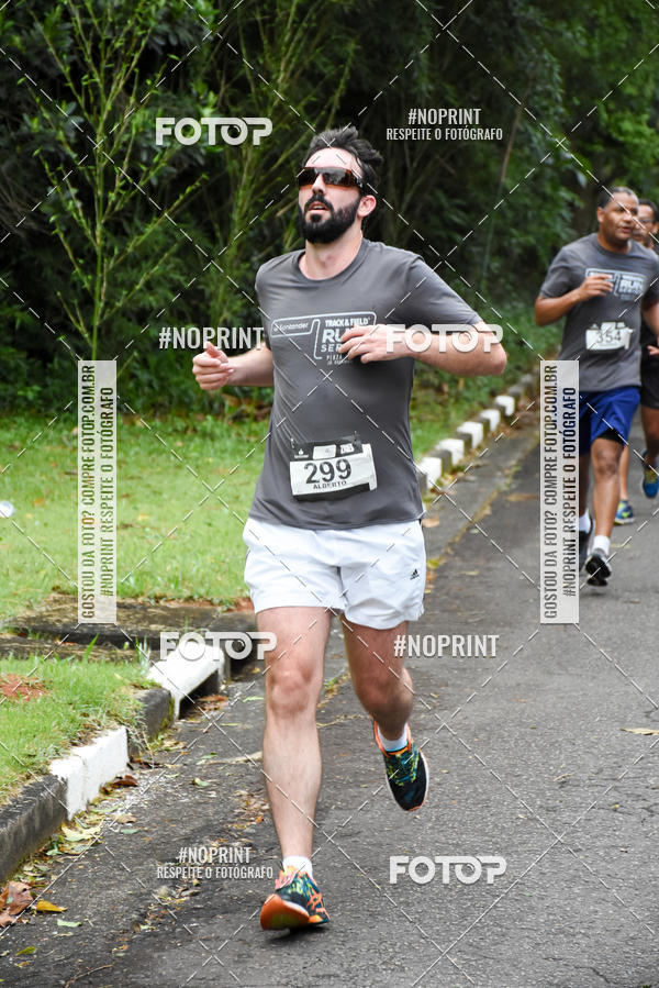 Buy your photos of the eventSantander Track & Field Run Series - Plaza Sul - Jardim Bot�nico on Fotop