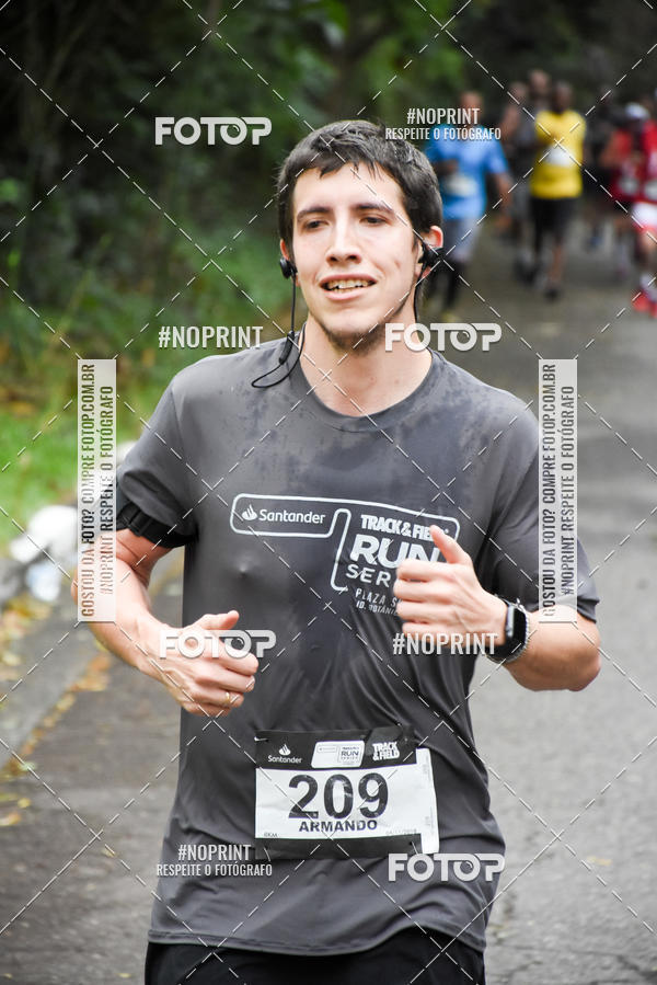 Buy your photos of the eventSantander Track & Field Run Series - Plaza Sul - Jardim Bot�nico on Fotop