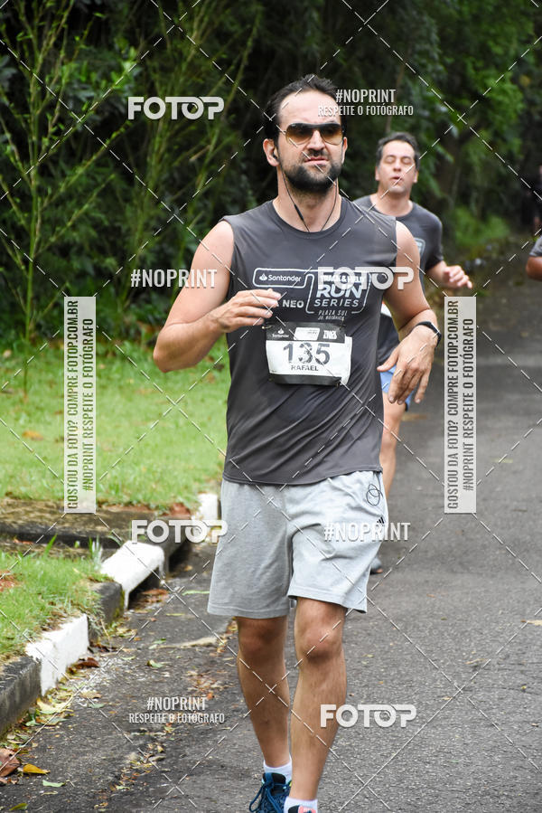 Buy your photos of the eventSantander Track & Field Run Series - Plaza Sul - Jardim Bot�nico on Fotop