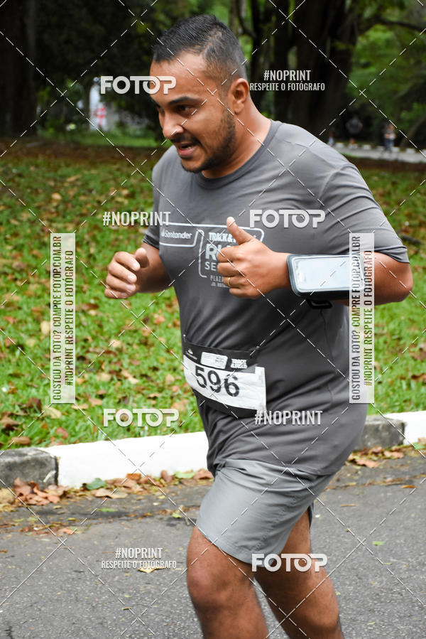 Buy your photos of the eventSantander Track & Field Run Series - Plaza Sul - Jardim Bot�nico on Fotop
