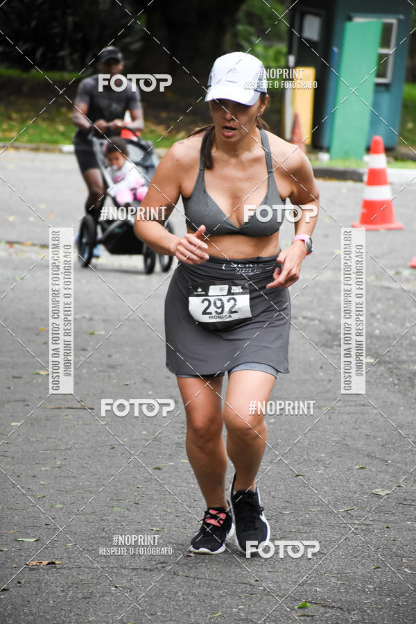 Buy your photos of the eventSantander Track & Field Run Series - Plaza Sul - Jardim Bot�nico on Fotop